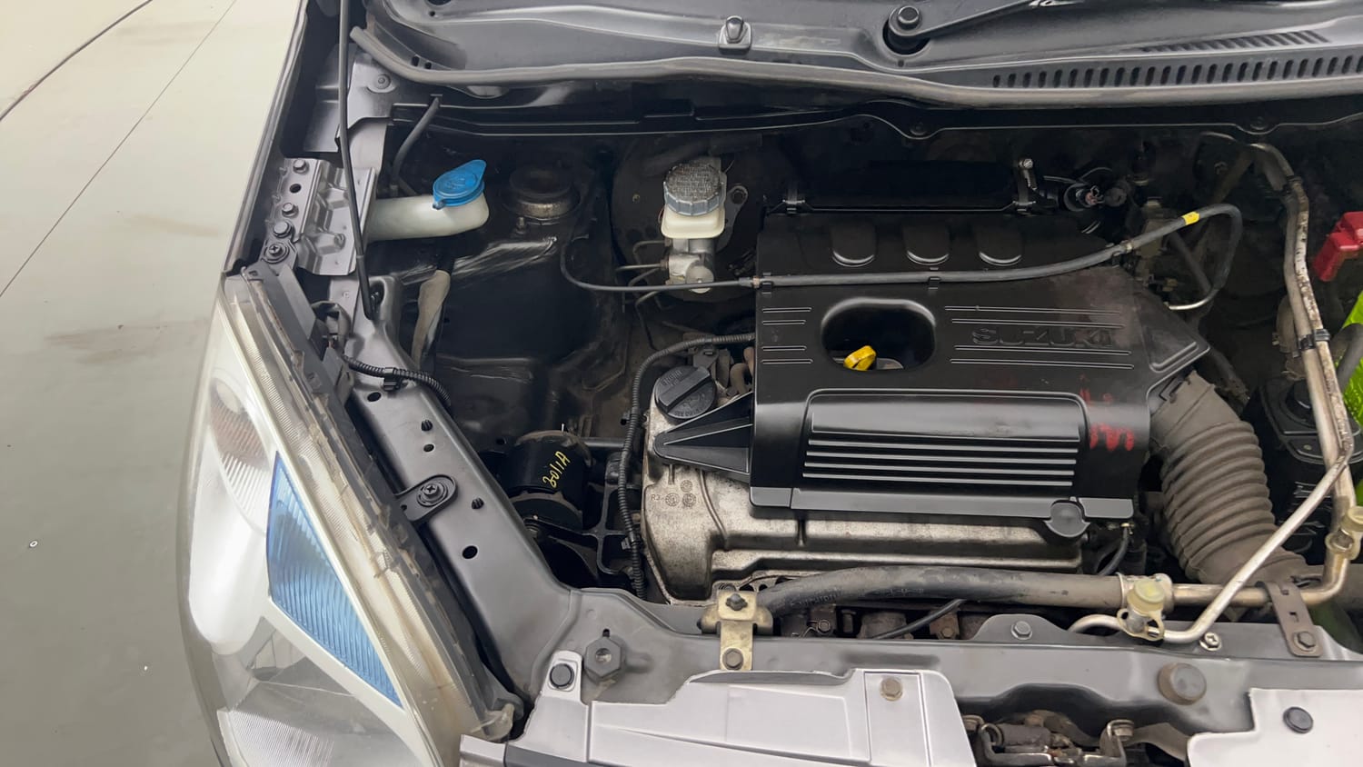 Used 2018 Maruti Suzuki Wagon R VXI Petrol Manual engine ENGINE RIGHT SIDE VIEW