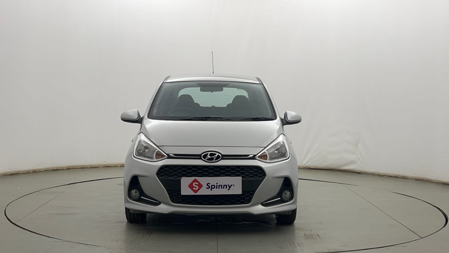 Used 2017 Hyundai Grand i10 Sportz 1.2 Kappa VTVT Petrol Manual exterior FRONT VIEW
