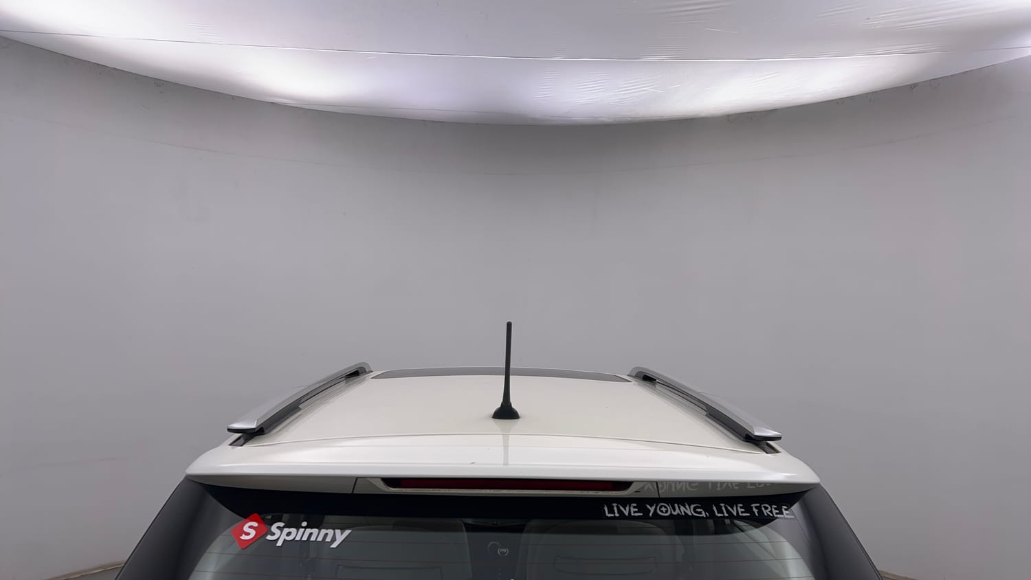 Used 2019 Mahindra XUV 300 1.5 W8 (O) Diesel Manual exterior EXTERIOR ROOF VIEW