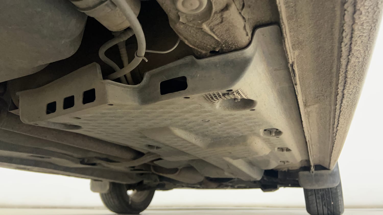 Used 2017 Volkswagen Polo GT TSI Petrol Automatic extra REAR RIGHT UNDERBODY VIEW