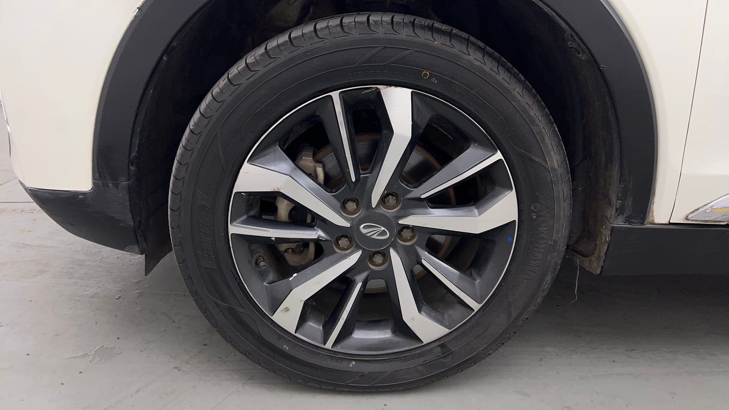Used 2019 Mahindra XUV 300 1.5 W8 (O) Diesel Manual tyres LEFT FRONT TYRE RIM VIEW