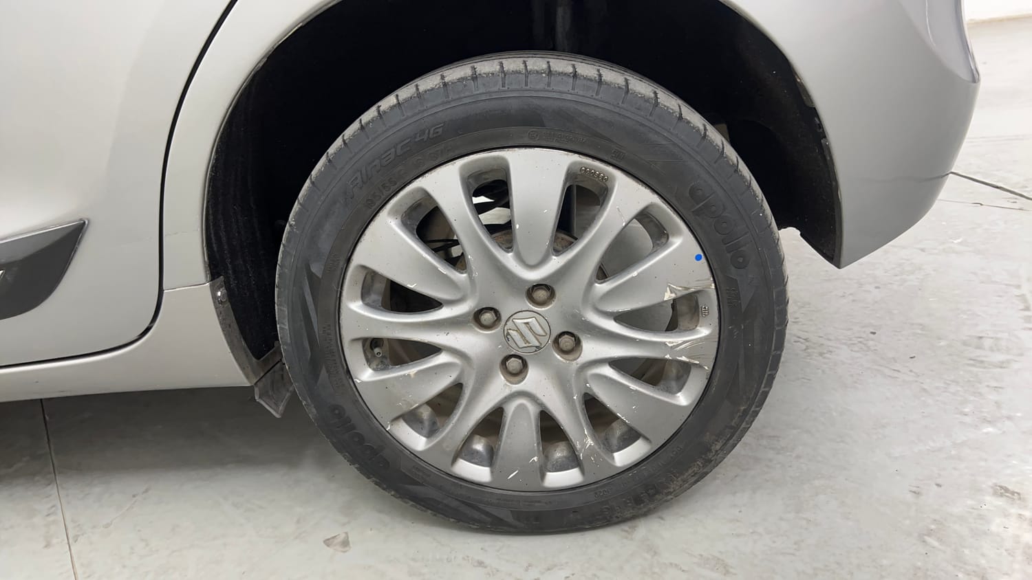 Used 2018 Maruti Suzuki Baleno Alpha 1.2 Petrol Manual tyres LEFT REAR TYRE RIM VIEW