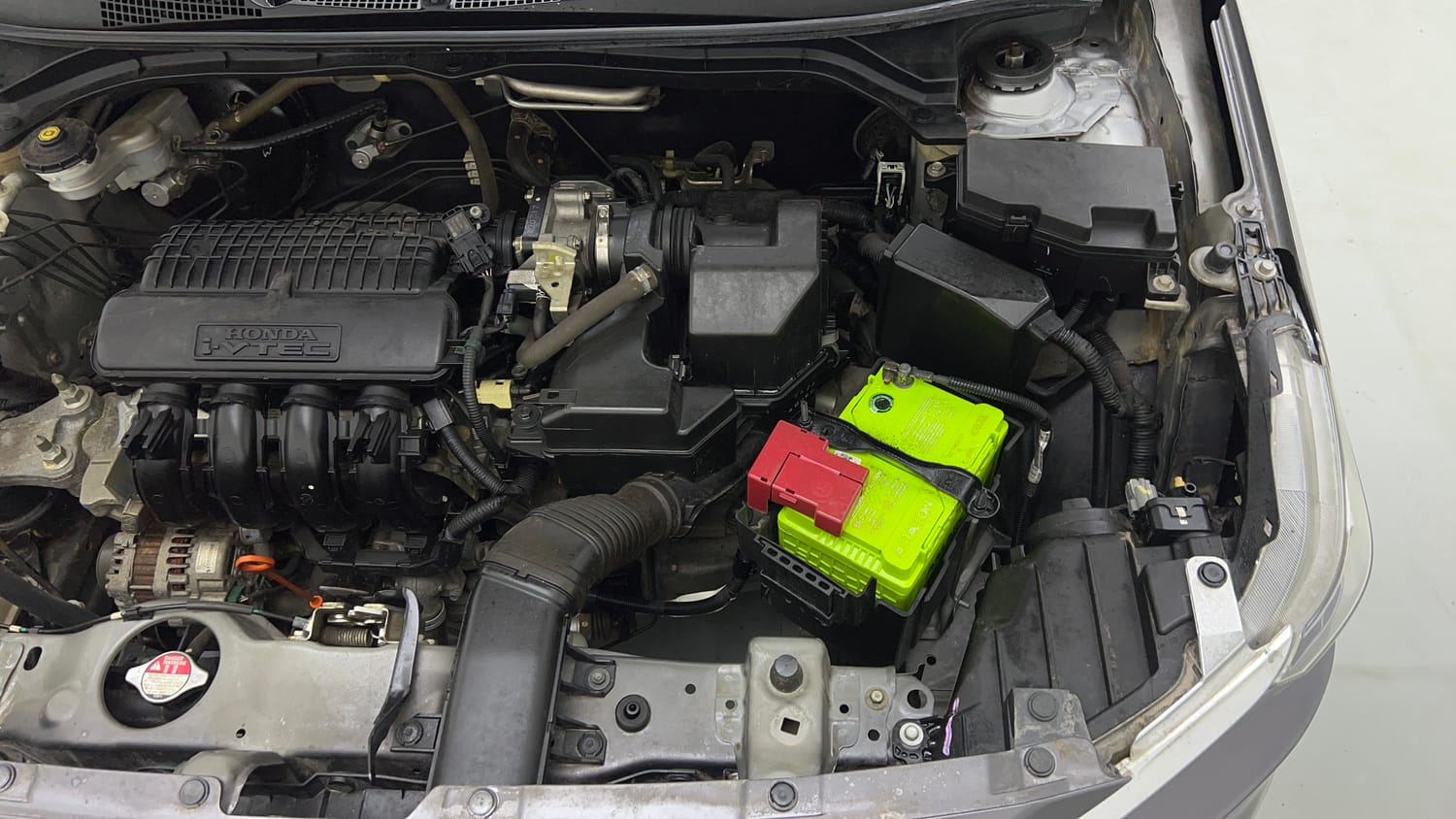 Used 2019 Honda Amaze 1.2 V MT Petrol Petrol Manual engine ENGINE LEFT SIDE VIEW