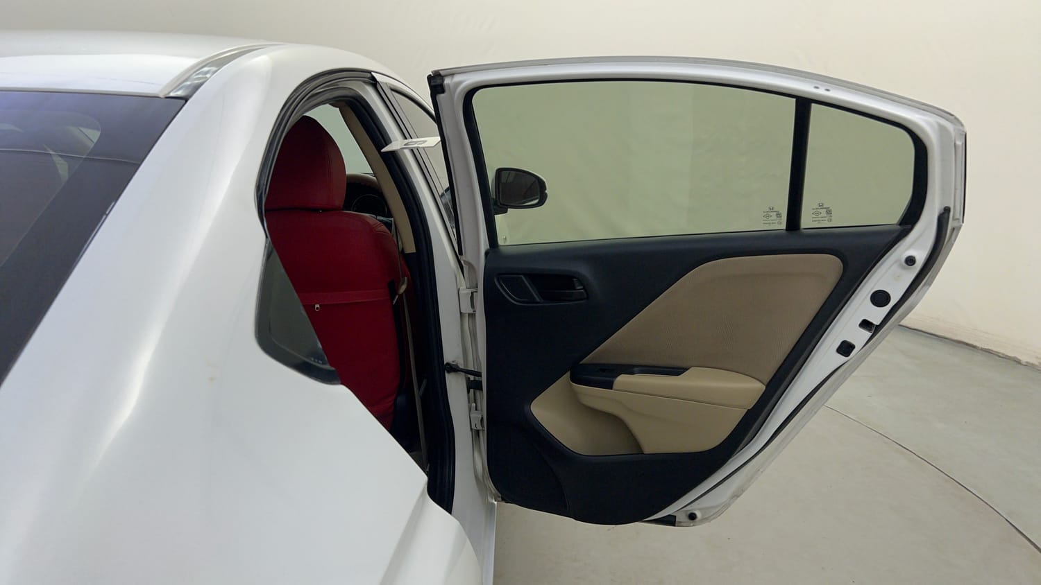 Used 2015 Honda City SV CVT Petrol Automatic interior RIGHT REAR DOOR OPEN VIEW