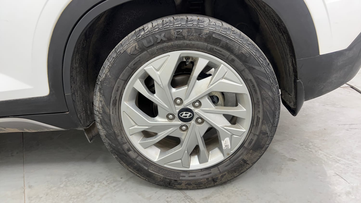 Used 2023 Hyundai Creta SX 1.5 Petrol Petrol Manual tyres LEFT REAR TYRE RIM VIEW