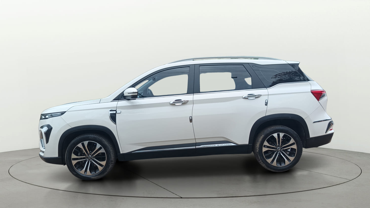 Used 2021 MG Motors Hector Plus Sharp 1.5 Petrol Turbo CVT 6-STR Petrol Automatic exterior LEFT SIDE VIEW