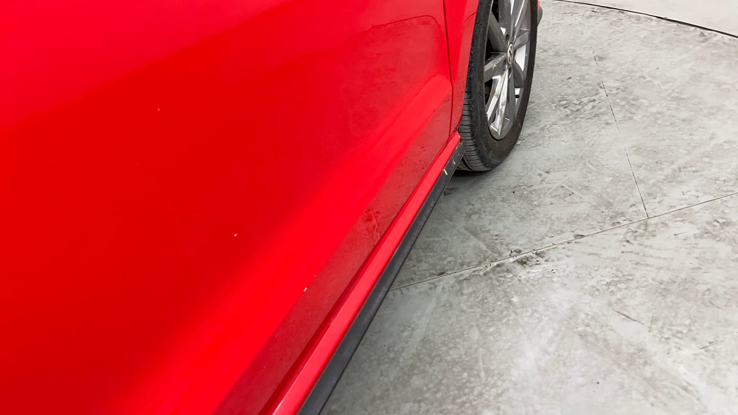 Used 2020 Volkswagen Polo Highline Plus 1.0L TSI Petrol Manual dents MINOR SCRATCH
