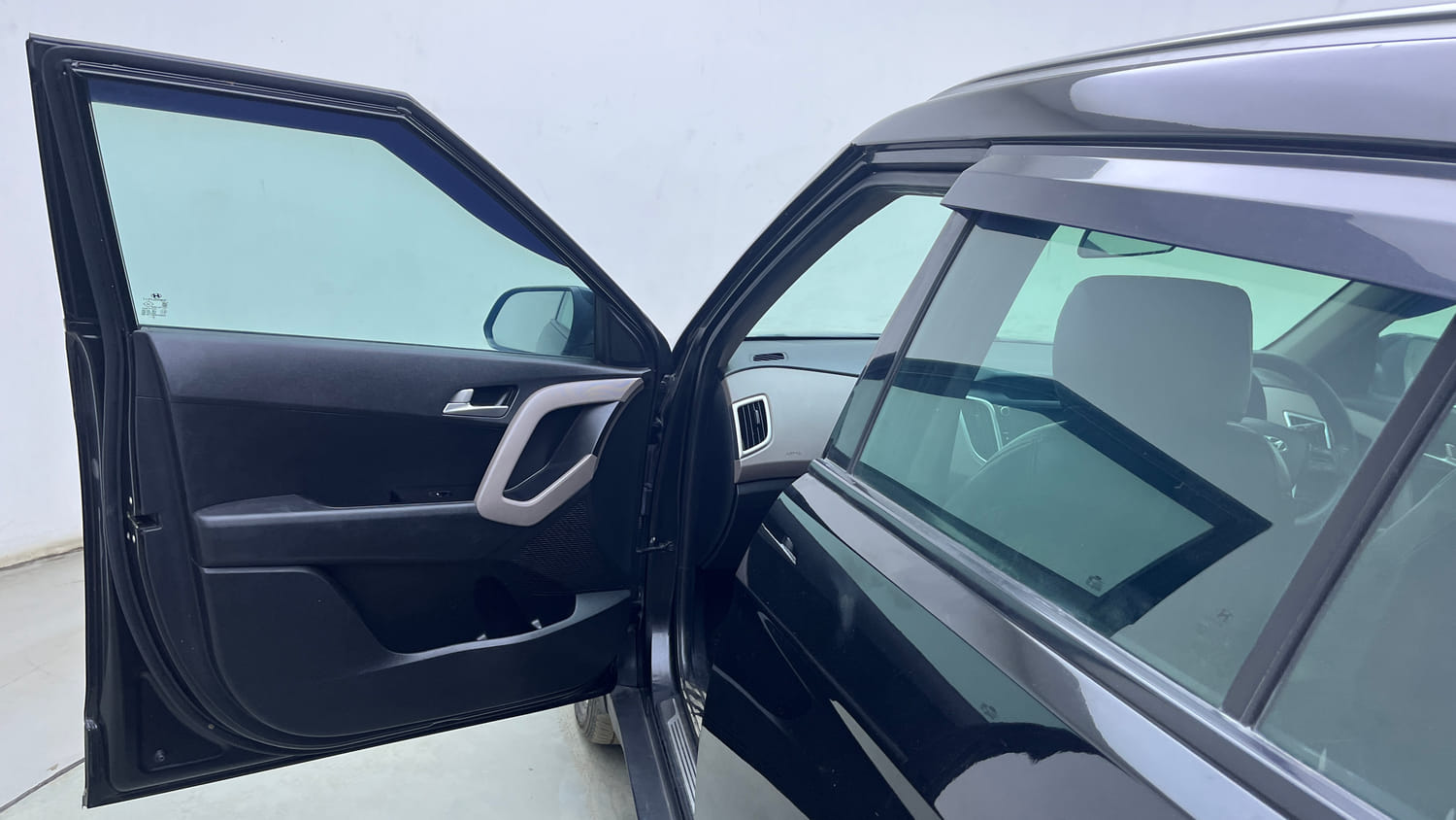 Used 2019 Hyundai Creta SX 1.6 AT CRDi Diesel Automatic interior LEFT FRONT DOOR OPEN VIEW