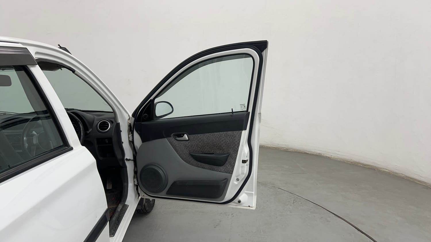 Used 2018 Maruti Suzuki Alto 800 LXi Petrol Manual interior RIGHT FRONT DOOR OPEN VIEW