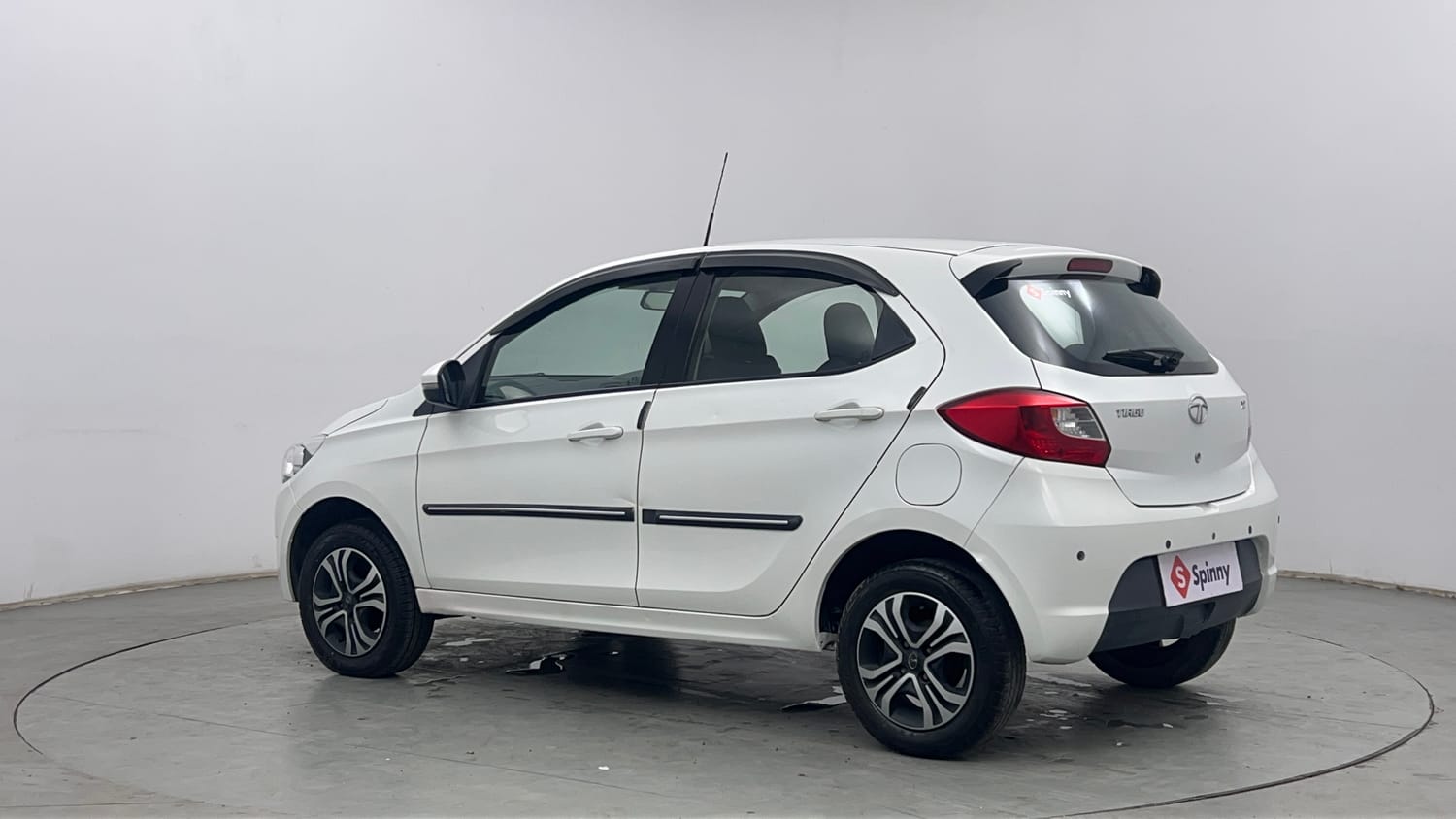 Used 2019 Tata Tiago Revotron XZ Petrol Manual exterior LEFT REAR CORNER VIEW