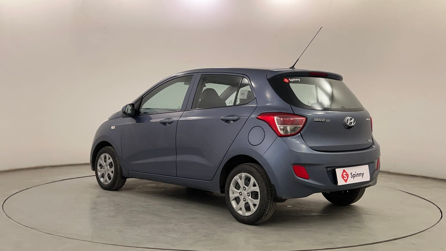 Used 2016 Hyundai Grand i10 Magna AT 1.2 Kappa VTVT Petrol Automatic exterior LEFT REAR CORNER VIEW