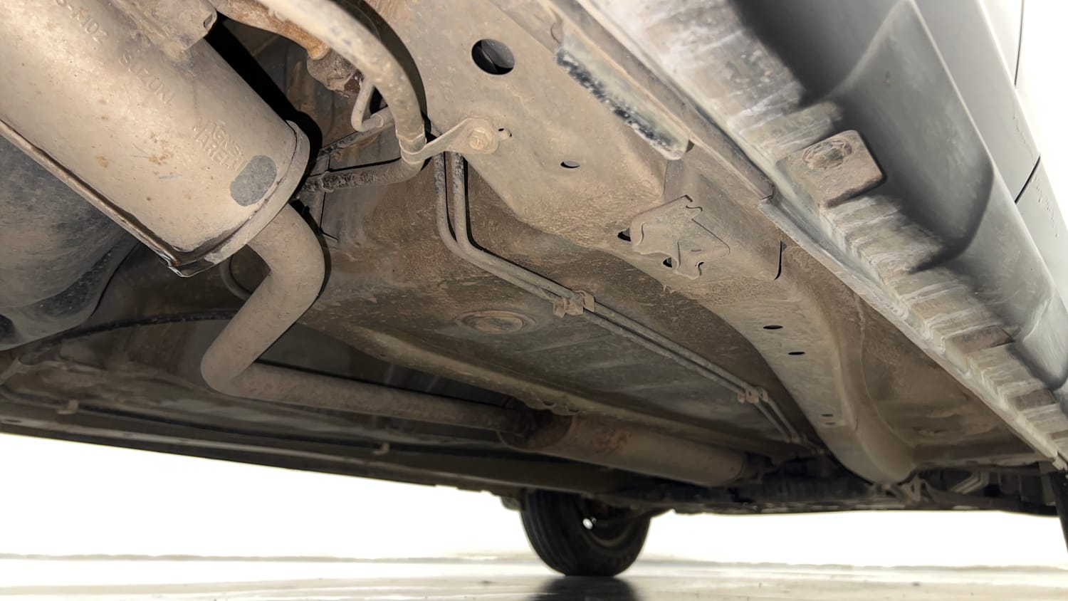 Used 2021 Maruti Suzuki S-Presso VXi Petrol Manual extra REAR RIGHT UNDERBODY VIEW