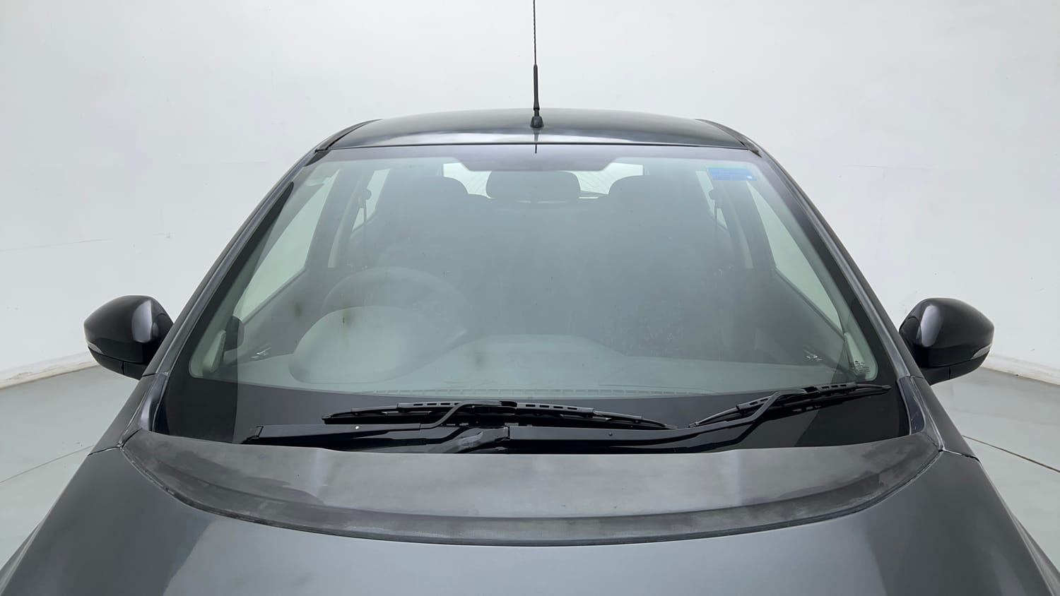 Used 2020 Tata Tiago XZ Plus Petrol Manual exterior FRONT WINDSHIELD VIEW