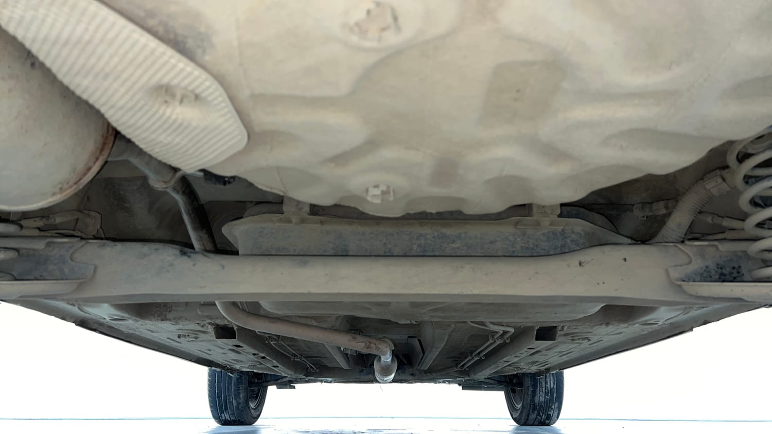 Used 2023 Nissan Magnite XV Executive Petrol Manual extra REAR UNDERBODY VIEW (TAKEN FROM REAR)