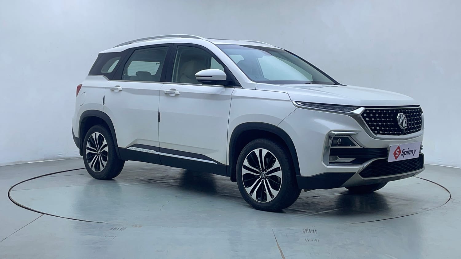 Used 2022 MG Motors Hector Sharp 1.5 Petrol CVT Petrol Automatic exterior RIGHT FRONT CORNER VIEW
