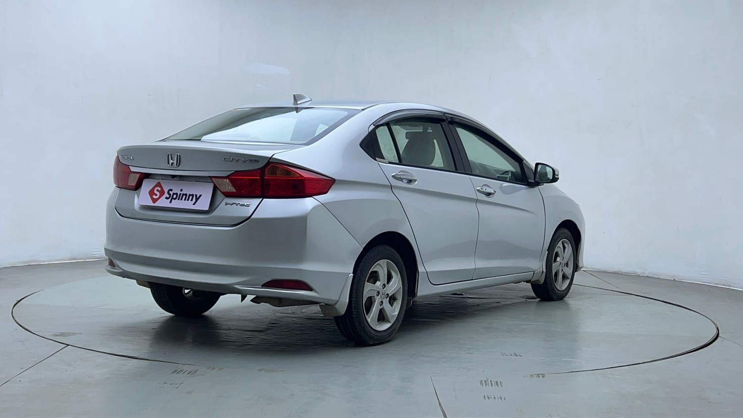 Used 2016 Honda City VX CVT Petrol Automatic exterior RIGHT REAR CORNER VIEW