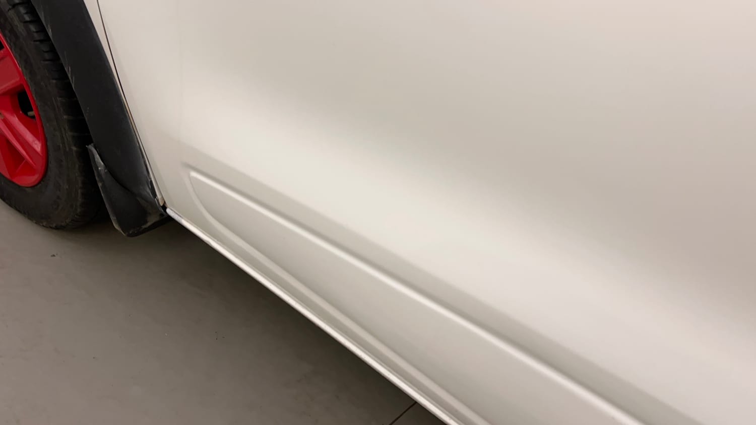 Used 2018 renault Kwid 1.0 RXL Anniversary Edition Petrol Manual dents MINOR DENT