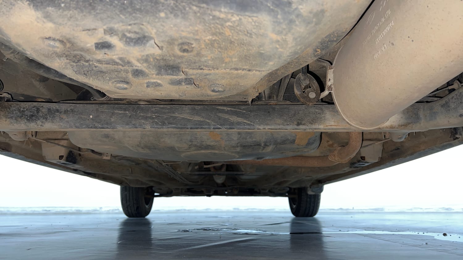 Used 2020 Tata Tiago XZ Plus Petrol Manual extra REAR UNDERBODY VIEW (TAKEN FROM REAR)