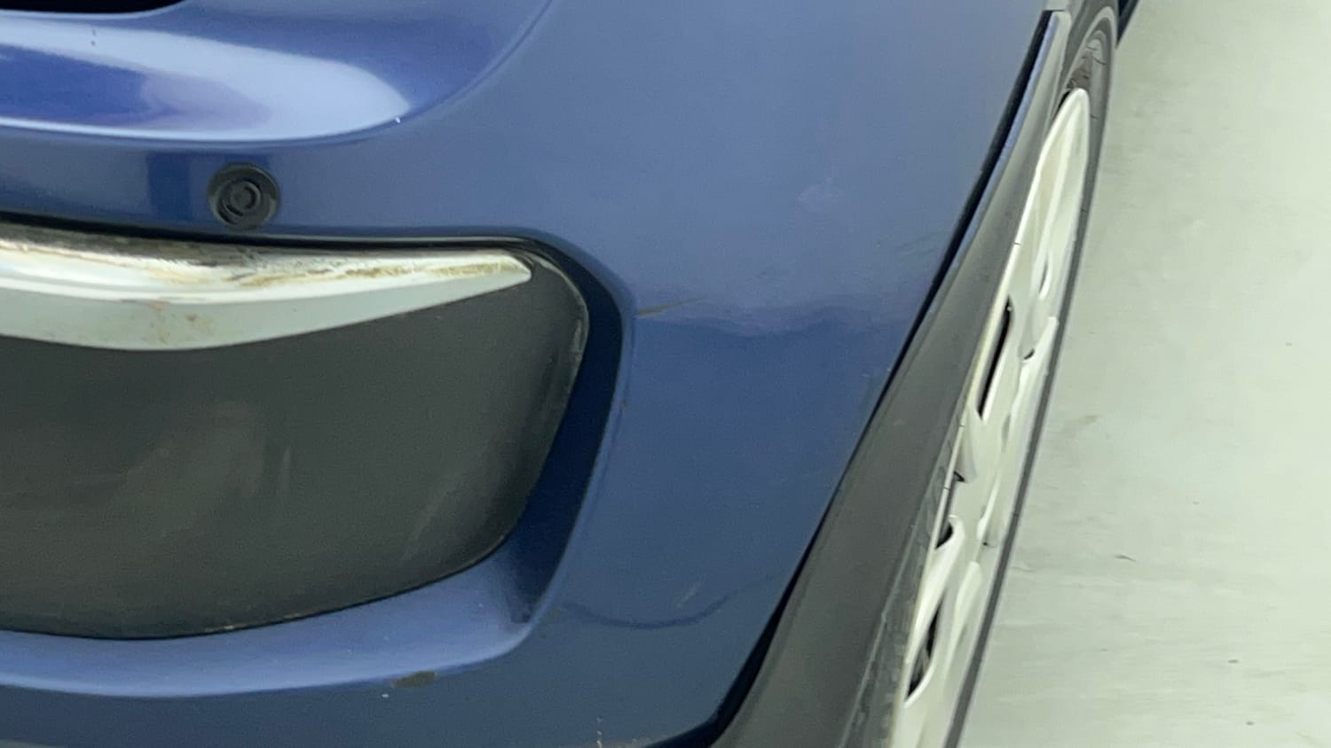Used 2019 Maruti Suzuki Ignis Delta 1.2 MT Petrol Manual dents MINOR SCRATCH