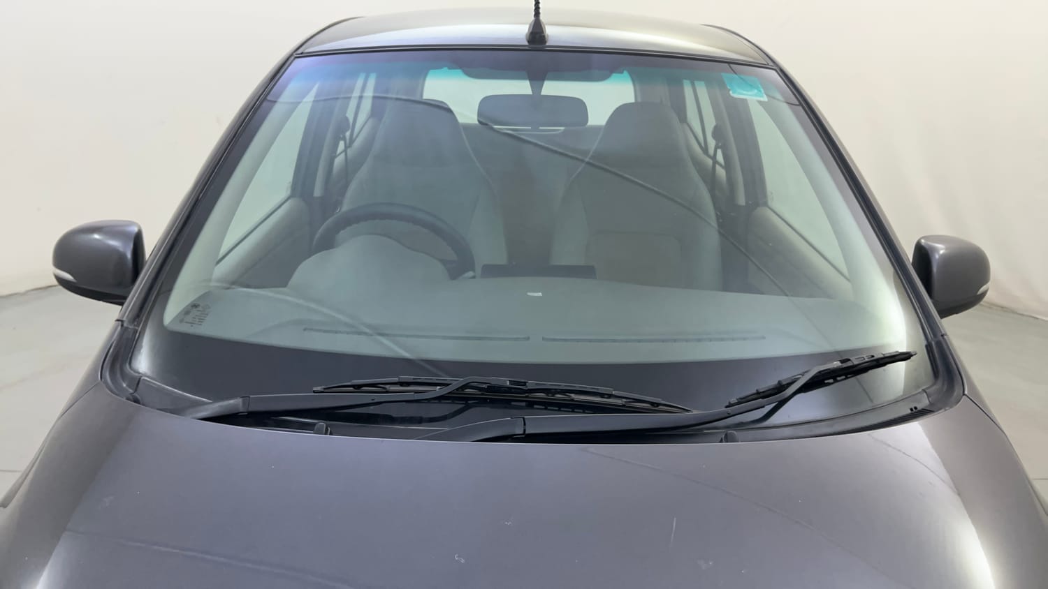 Used 2011 Hyundai i10 Magna 1.2 Kappa2 Petrol Manual exterior FRONT WINDSHIELD VIEW