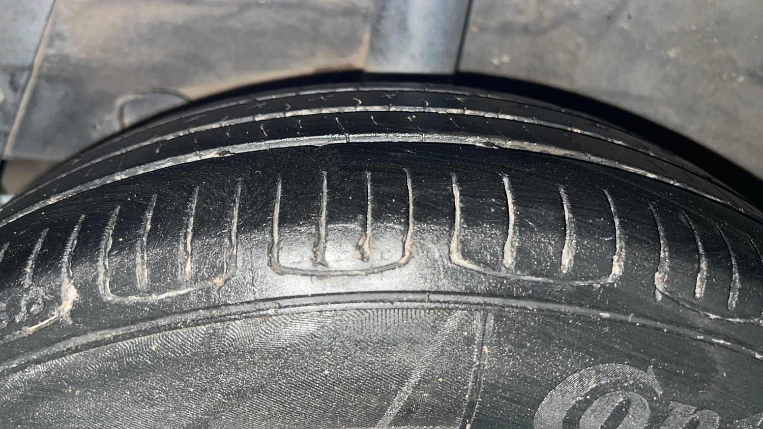 Used 2017 Hyundai Grand i10 Magna U2 1.2 CRDi Diesel Manual tyres RIGHT REAR TYRE TREAD VIEW