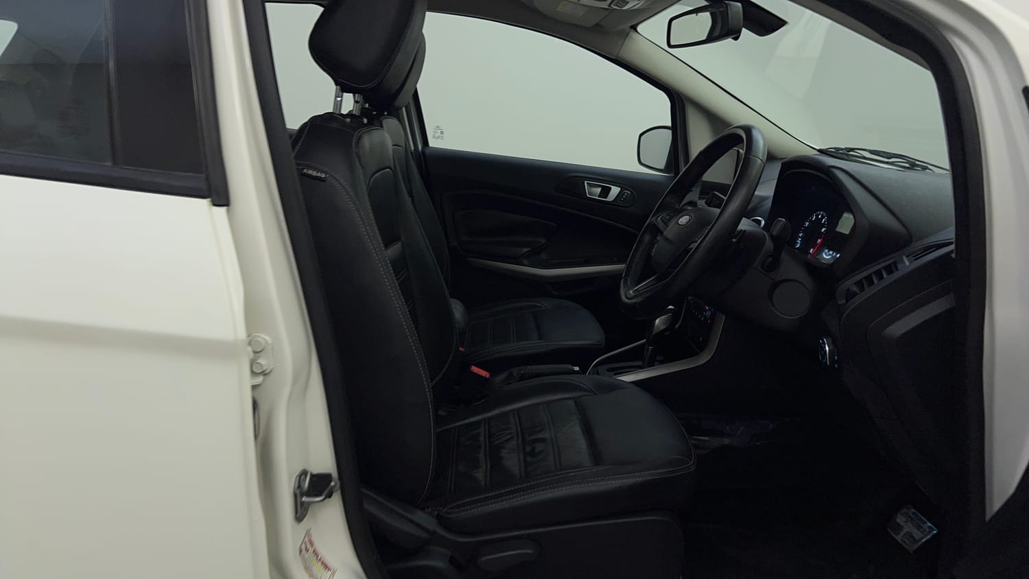 Used 2018 Ford EcoSport Titanium + 1.5L Ti-VCT AT Petrol Automatic interior RIGHT SIDE FRONT DOOR CABIN VIEW