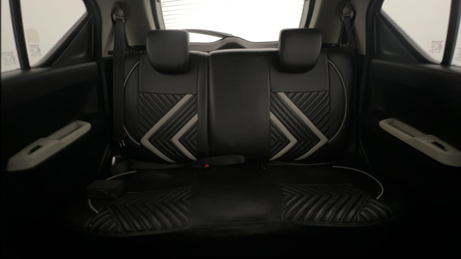 Used 2020 Maruti Suzuki Ignis Zeta 1.2 MT Petrol Manual interior REAR SEAT CONDITION VIEW