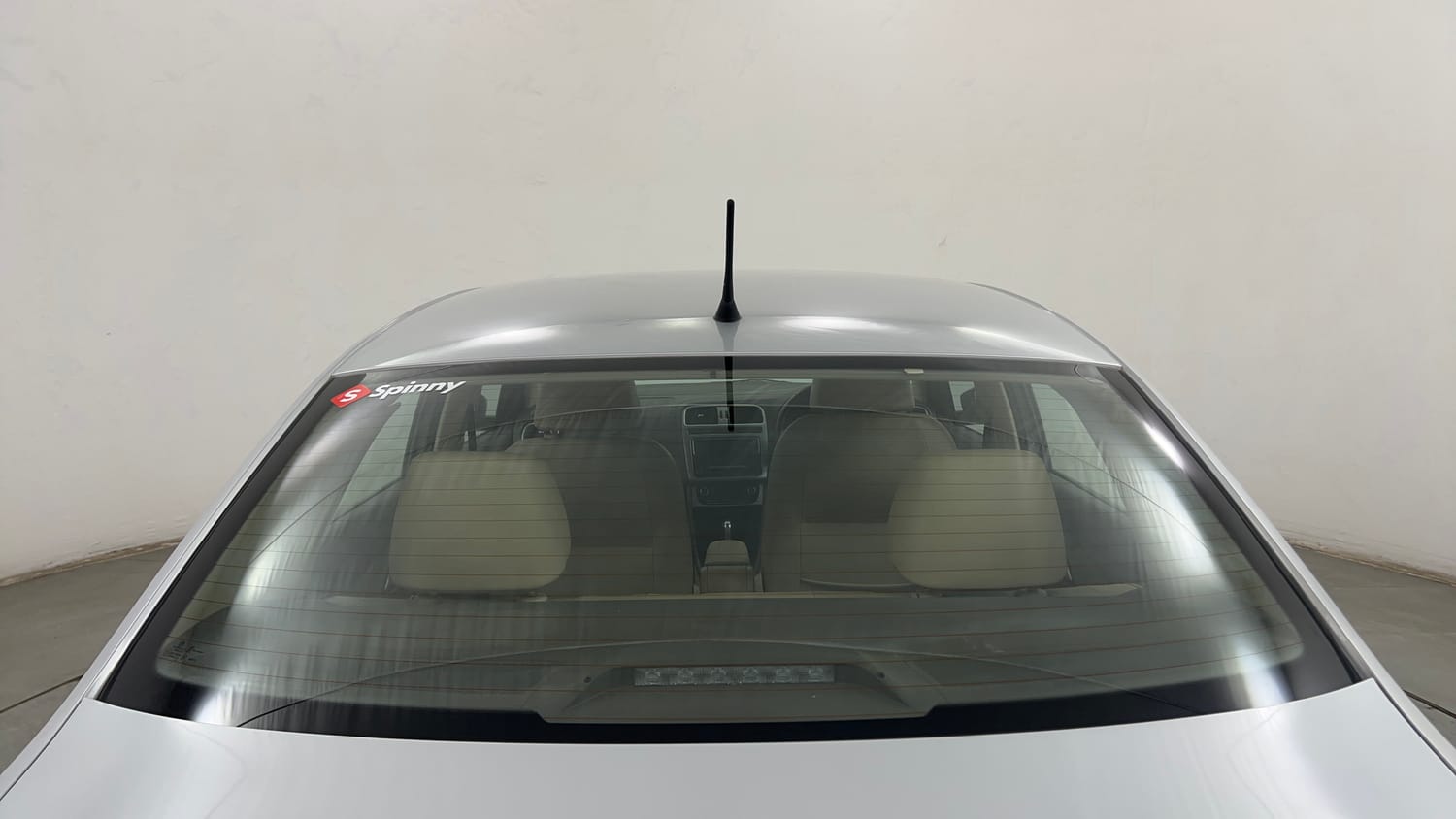 Used 2016 Volkswagen Vento Highline 1.2 (P) AT Petrol Automatic exterior BACK WINDSHIELD VIEW