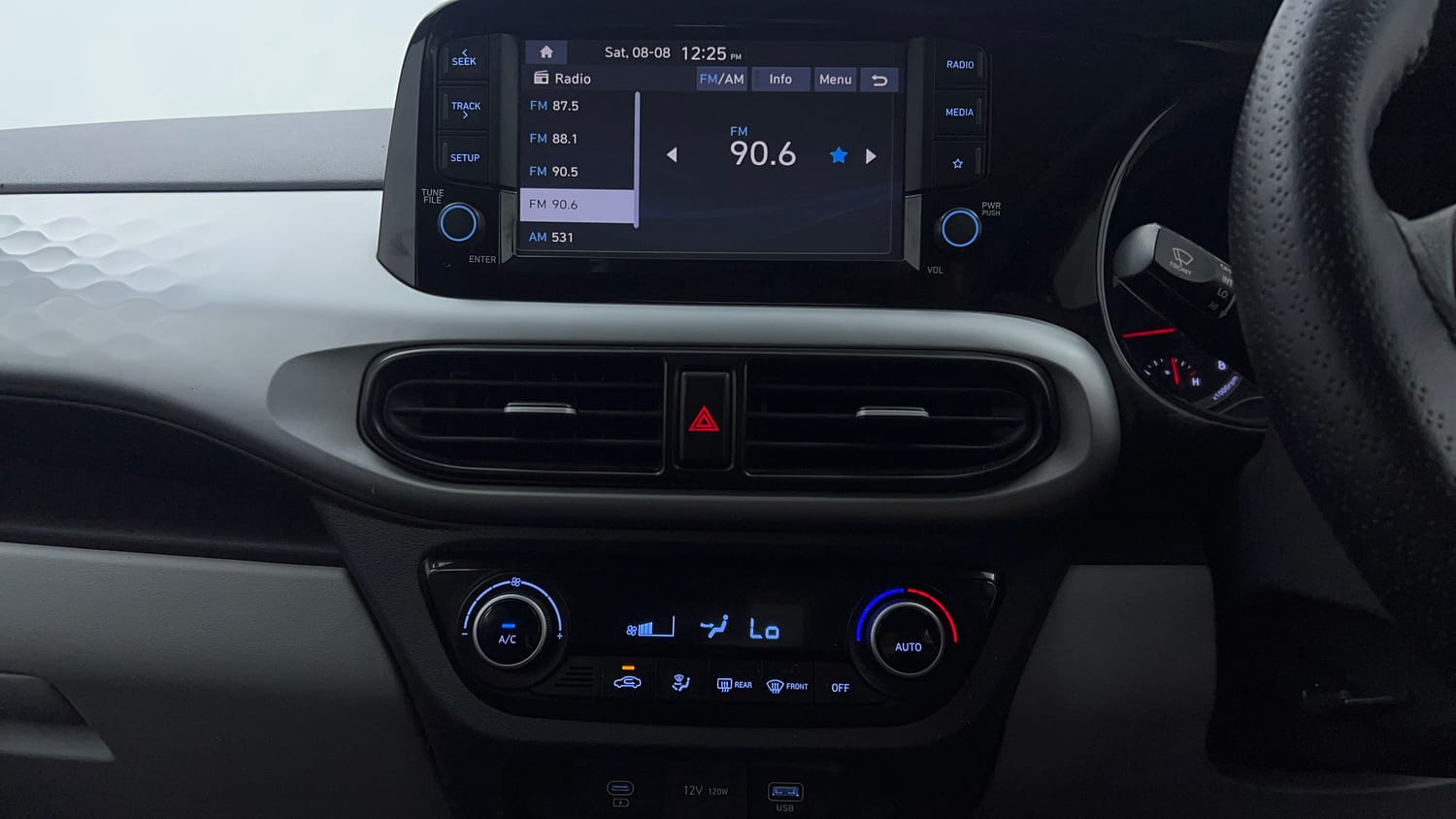 Used 2023 Hyundai Grand i10 Nios Sportz 1.2 Kappa VTVT Petrol Manual top_features Integrated (in-dash) music system