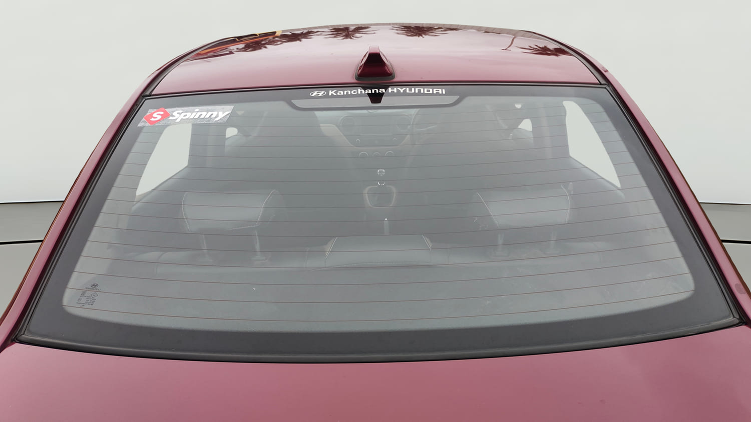 Used 2017 Hyundai Xcent SX 1.2 Petrol Manual exterior BACK WINDSHIELD VIEW