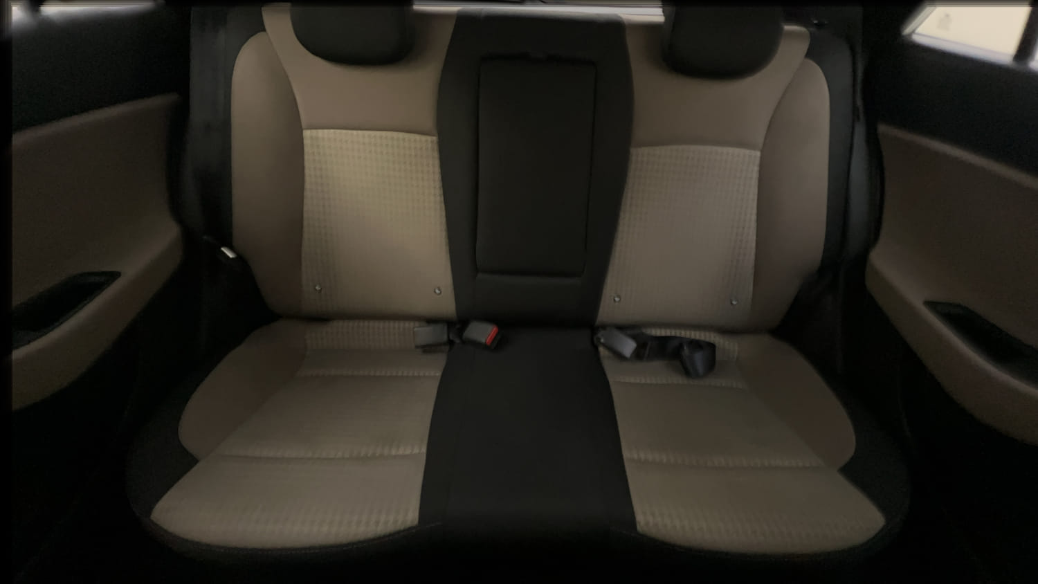 Used 2019 Hyundai Elite i20 Asta 1.2 (O) Petrol Manual interior REAR SEAT CONDITION VIEW