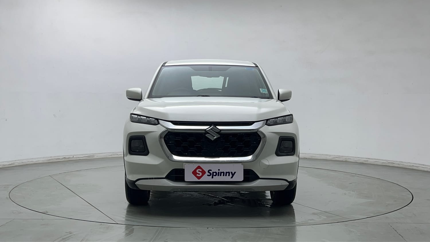 Used 2023 Maruti Suzuki Grand Vitara Zeta Smart Hybrid Petrol Manual exterior FRONT VIEW