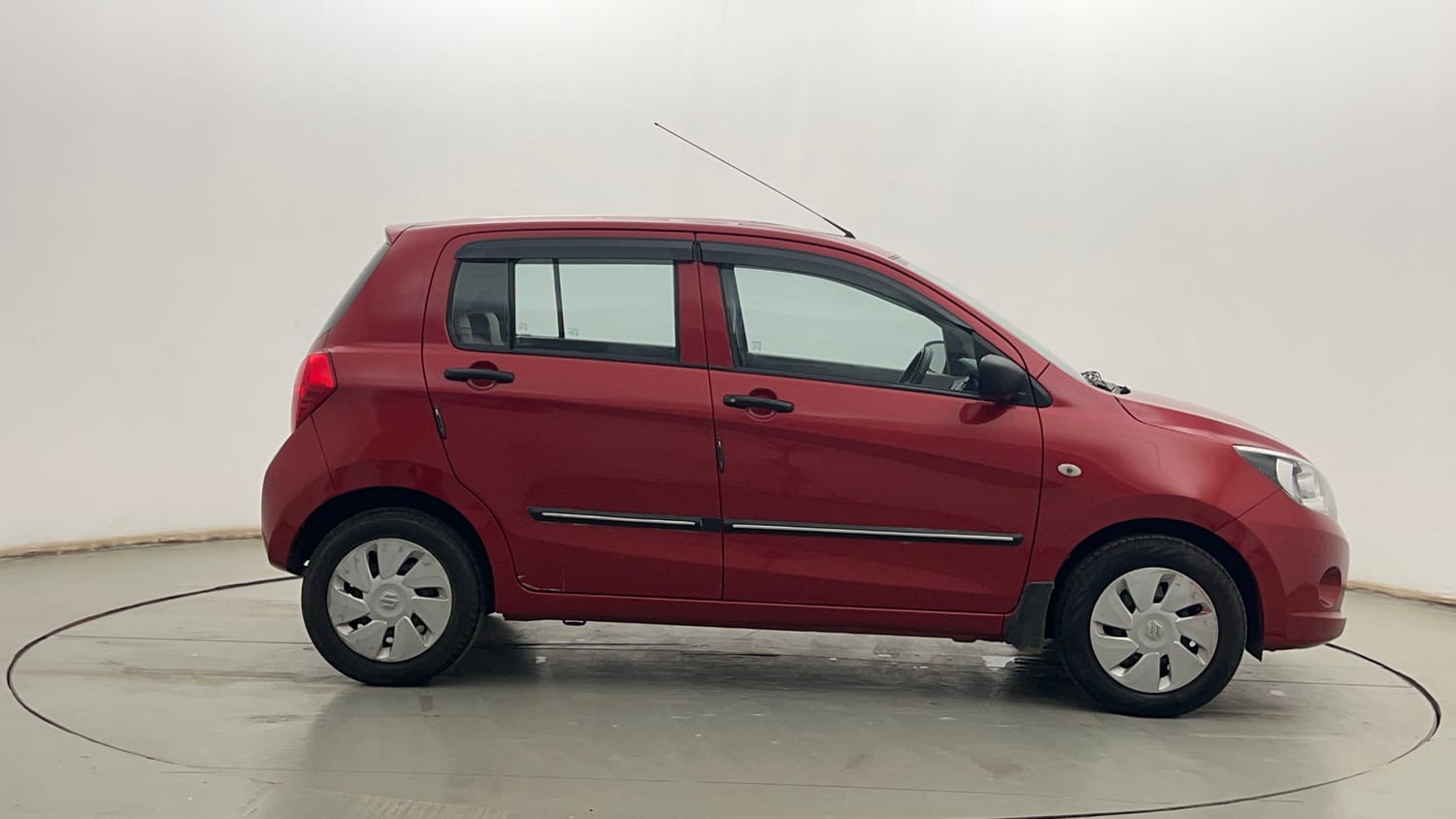 Used 2017 Maruti Suzuki Celerio VXi Petrol Manual exterior RIGHT SIDE VIEW