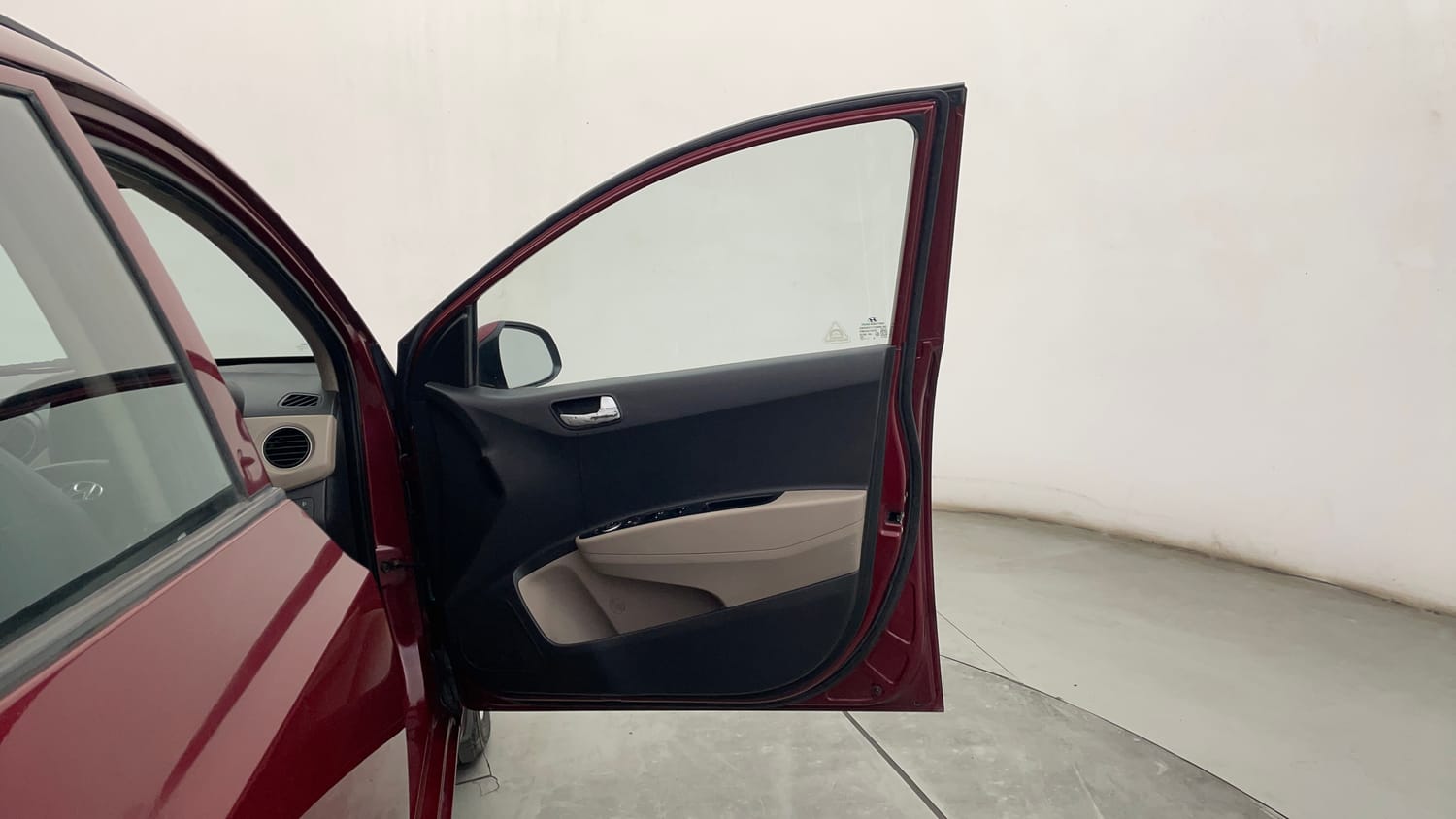 Used 2014 Hyundai Grand i10 Asta AT 1.2 Kappa VTVT Petrol Automatic interior RIGHT FRONT DOOR OPEN VIEW