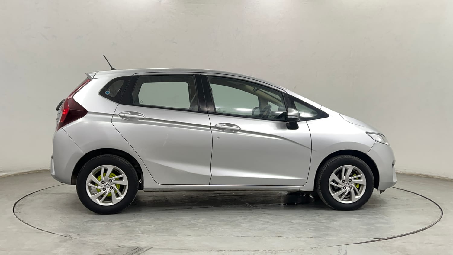 Used 2018 Honda Jazz V Diesel Diesel Manual exterior RIGHT SIDE VIEW