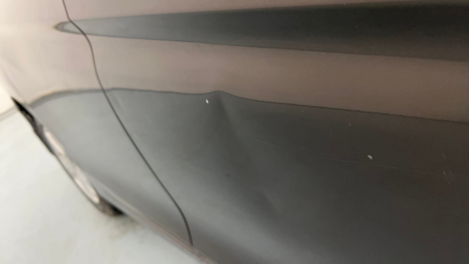 Used 2014 Honda City V Petrol Manual dents MINOR DENT