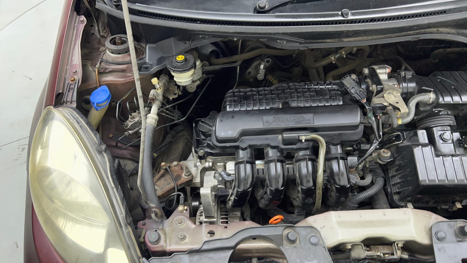 Used 2016 Honda Amaze 1.2 S i-VTEC Petrol Manual engine ENGINE RIGHT SIDE VIEW