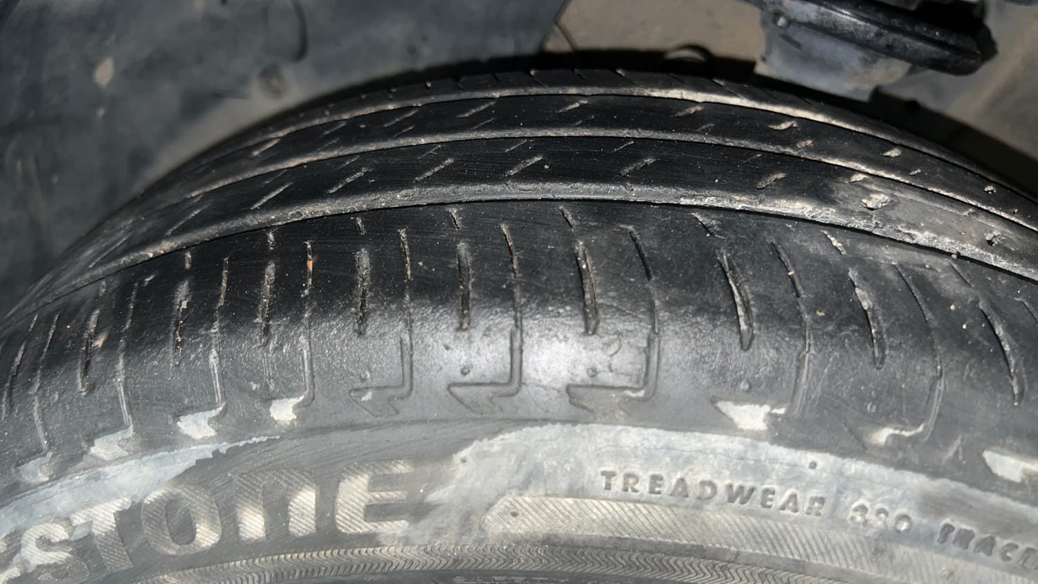 Used 2020 Maruti Suzuki Ignis Zeta 1.2 MT Petrol Manual tyres LEFT FRONT TYRE TREAD VIEW