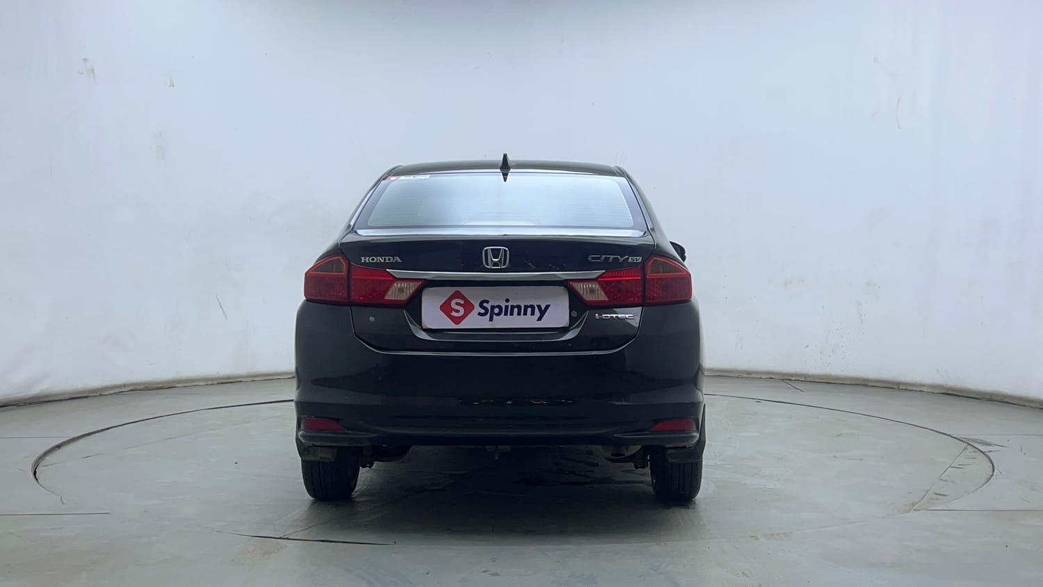 Used 2014 Honda City SV Diesel Diesel Manual exterior BACK VIEW