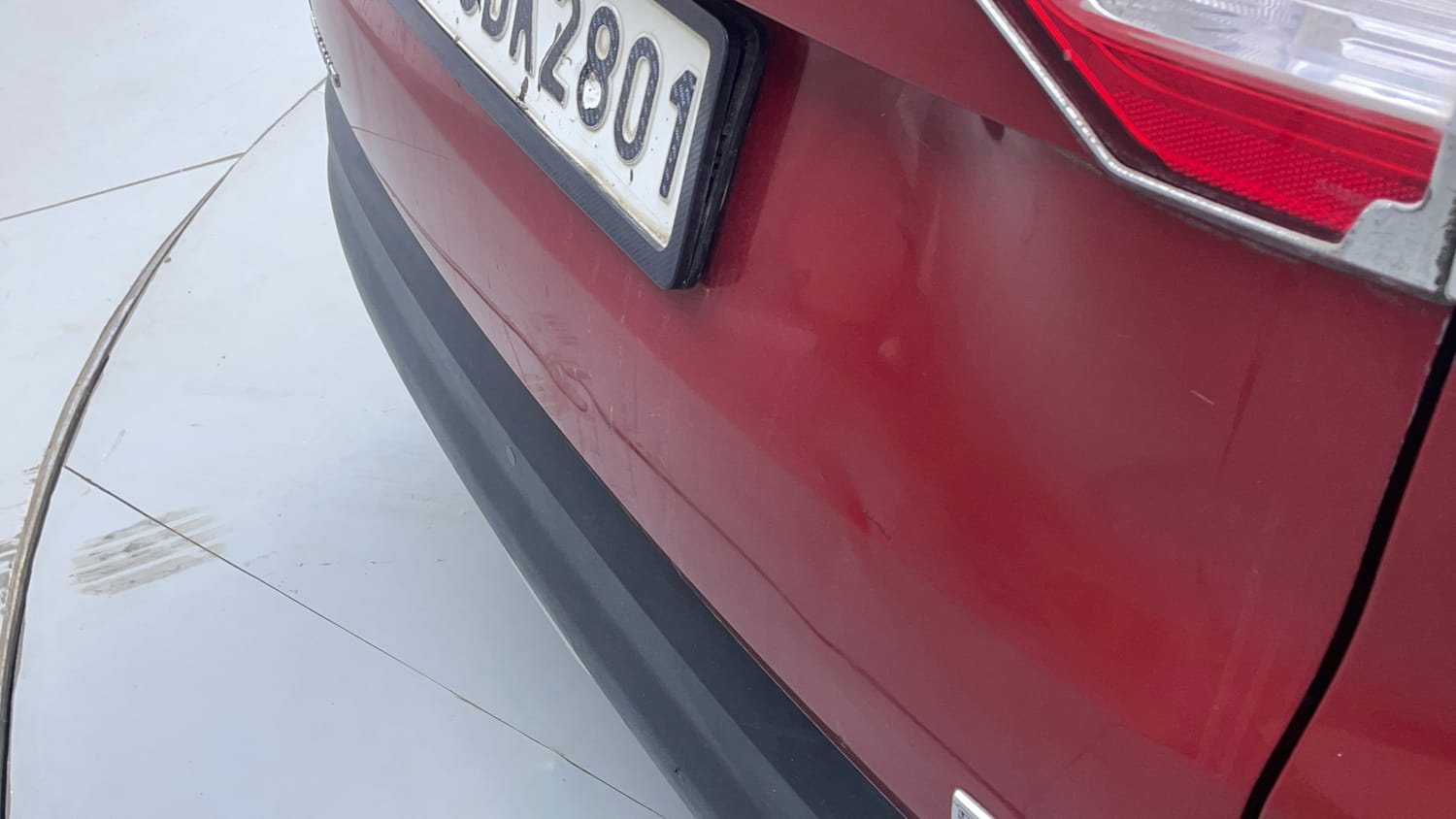 Used 2020 Renault Triber RXZ Petrol Manual dents MINOR DENT