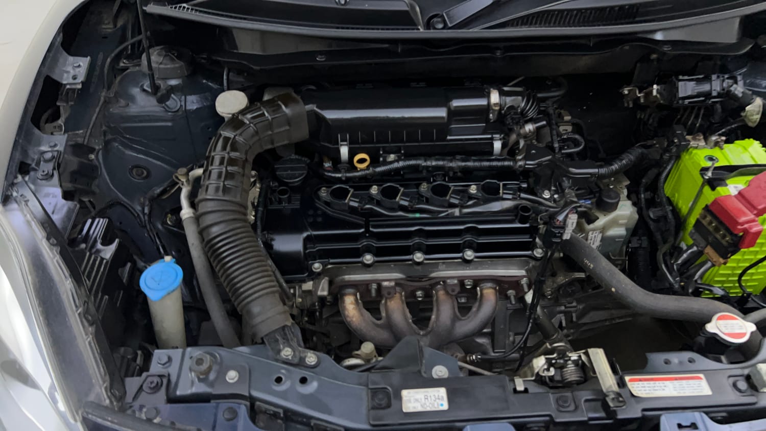Used 2018 Maruti Suzuki Swift ZXi AMT Petrol Automatic engine ENGINE RIGHT SIDE VIEW