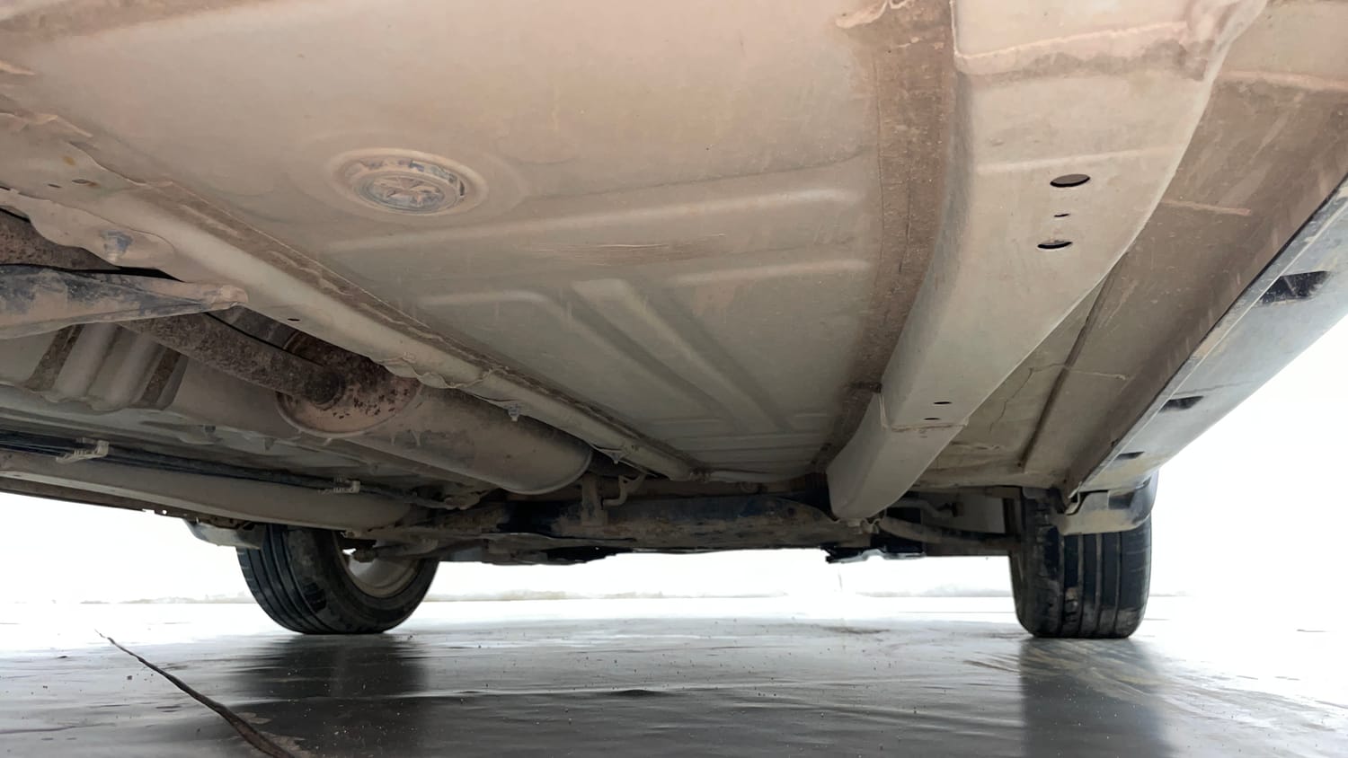 Used 2021 Maruti Suzuki Baleno Zeta Petrol Manual extra REAR RIGHT UNDERBODY VIEW