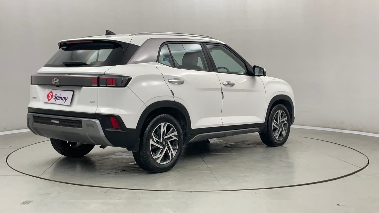 Used 2025 Hyundai Creta 1.5 MPi Petrol MT SX(O) Petrol Manual exterior RIGHT REAR CORNER VIEW