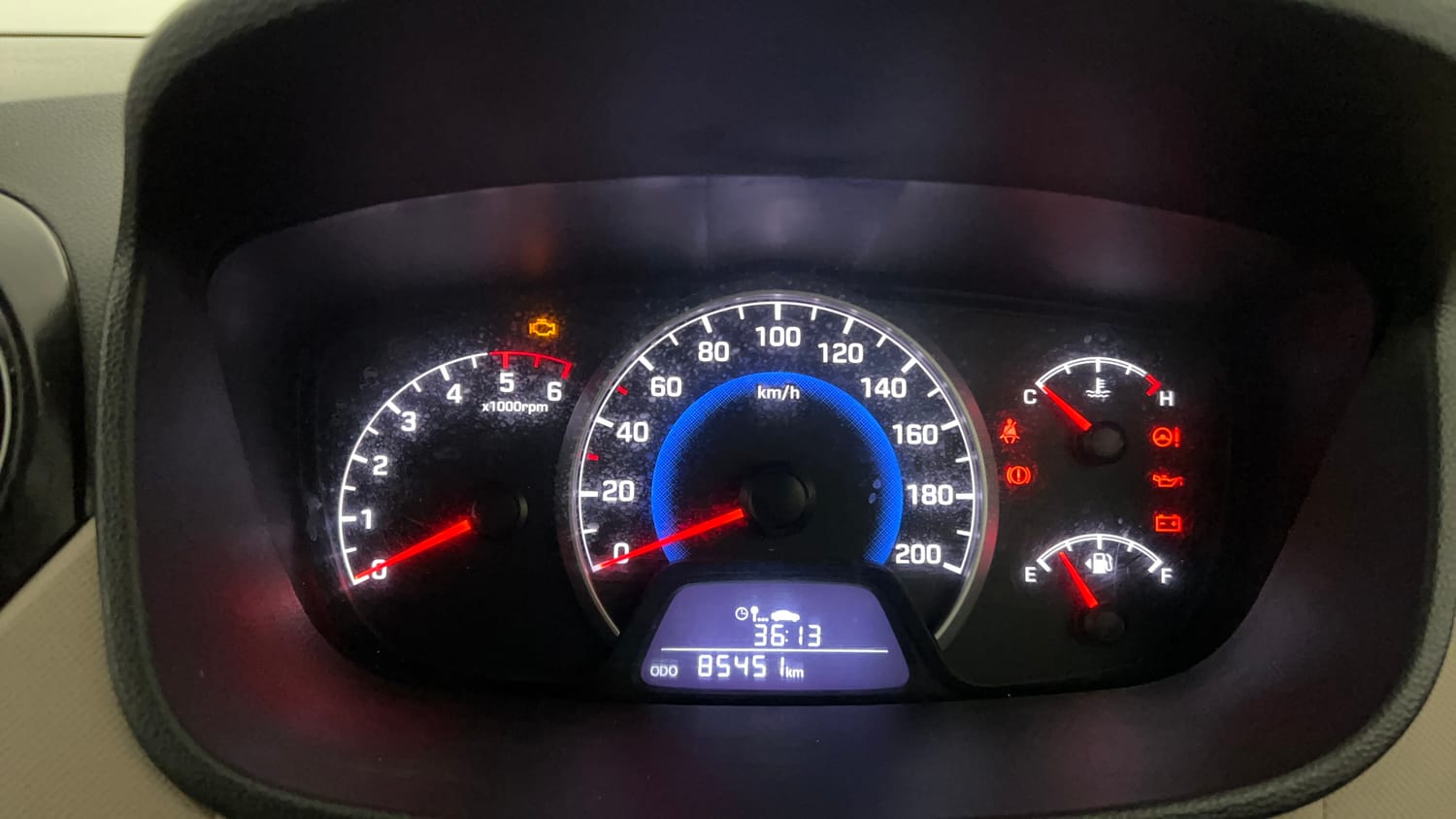 Used 2017 Hyundai Grand i10 Magna U2 1.2 CRDi Diesel Manual interior CLUSTERMETER VIEW