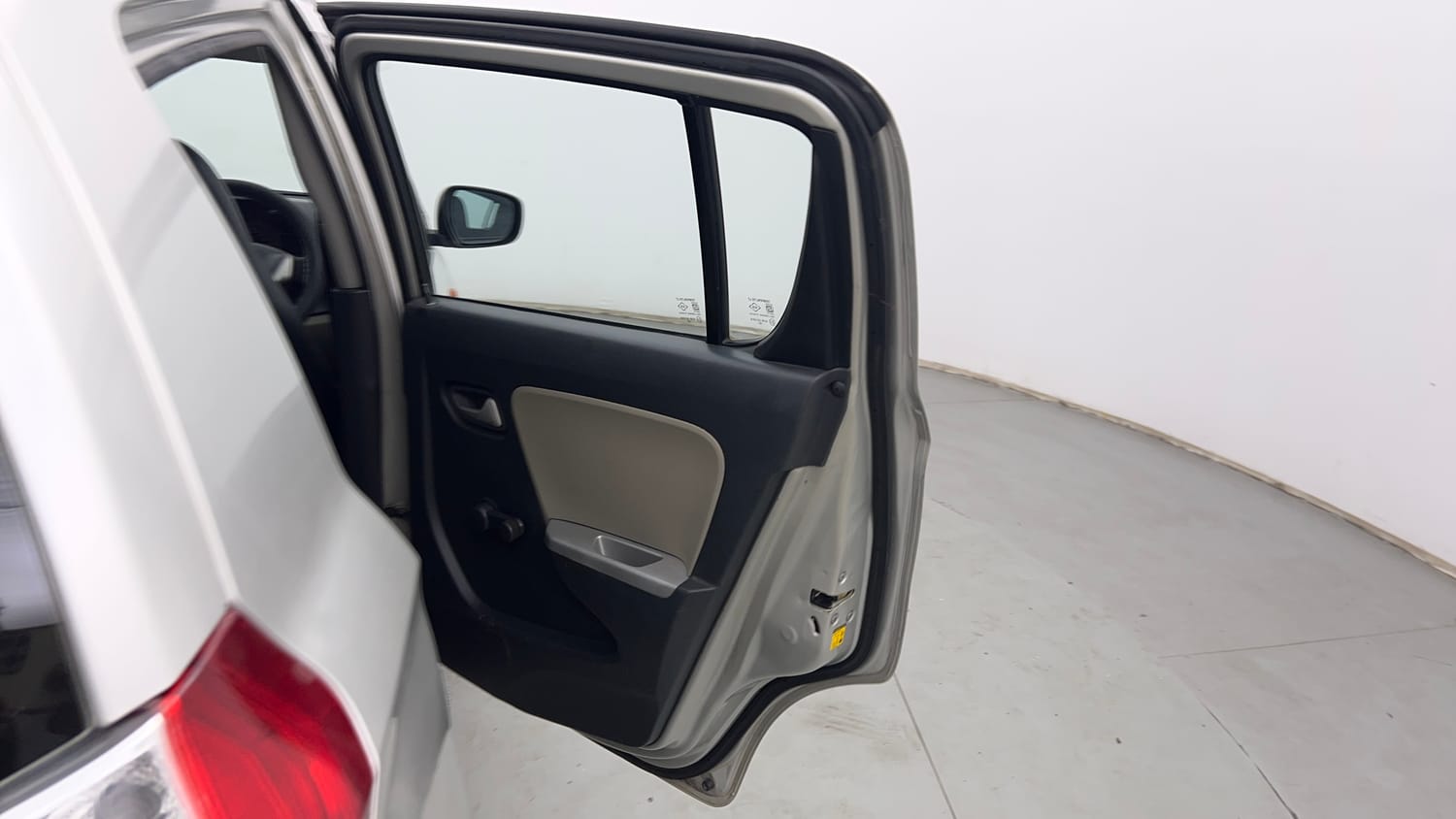 Used 2015 Maruti Suzuki Alto K10 VXi Petrol Manual interior RIGHT REAR DOOR OPEN VIEW
