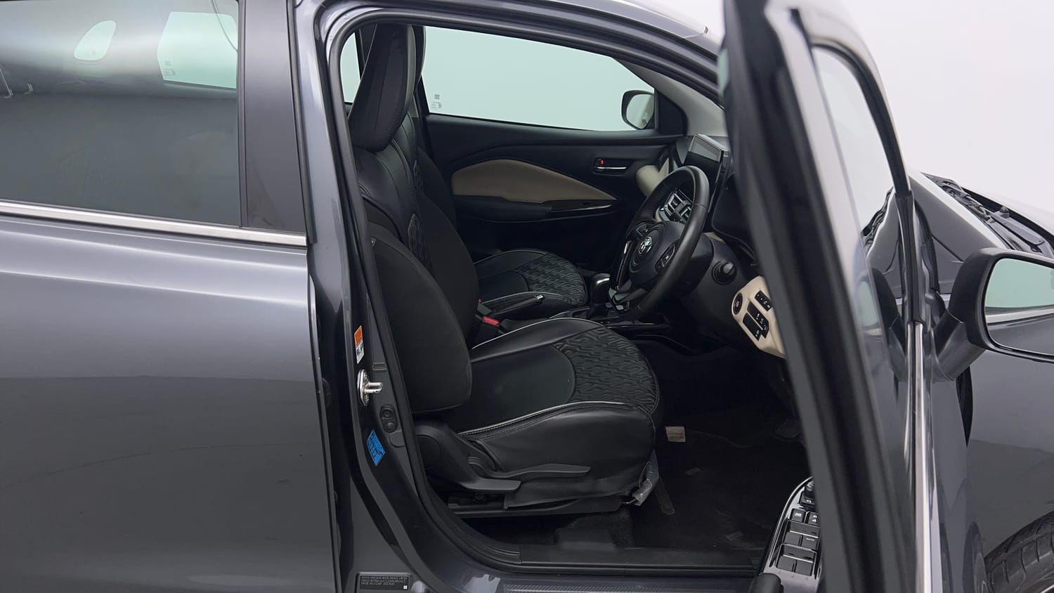 Used 2024 Toyota Glanza V AMT Petrol Automatic interior RIGHT SIDE FRONT DOOR CABIN VIEW