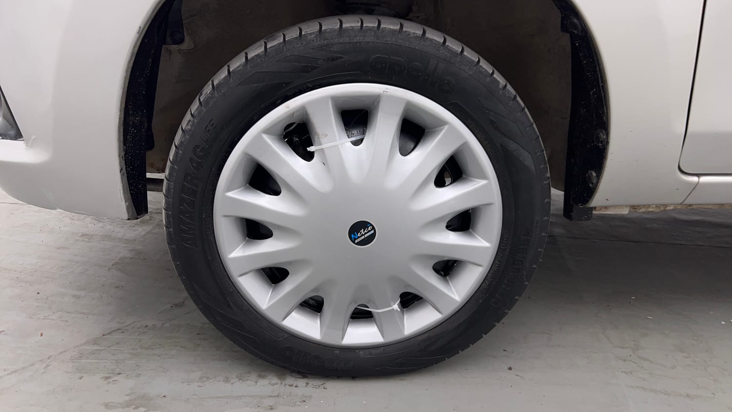 Used 2015 Maruti Suzuki Alto K10 VXi Petrol Manual tyres LEFT FRONT TYRE RIM VIEW
