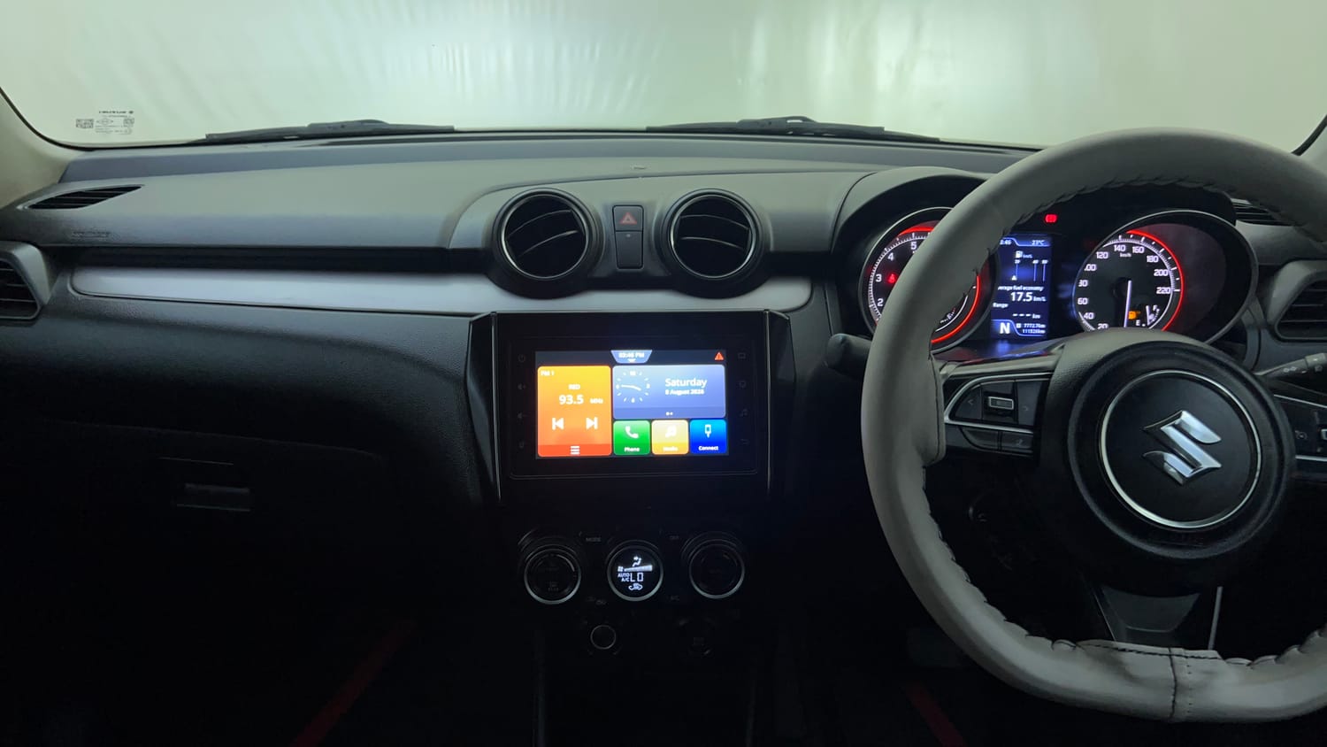 Used 2021 Maruti Suzuki Swift ZXi Plus AMT Petrol Automatic interior MUSIC SYSTEM & AC CONTROL VIEW