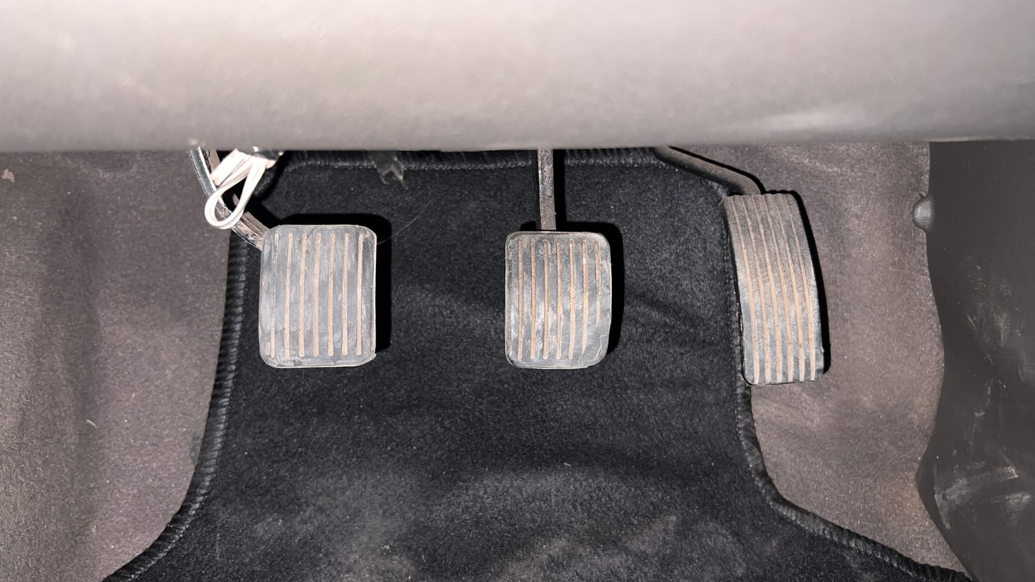 Used 2011 Hyundai i10 Magna 1.2 Kappa2 Petrol Manual interior PEDALS VIEW