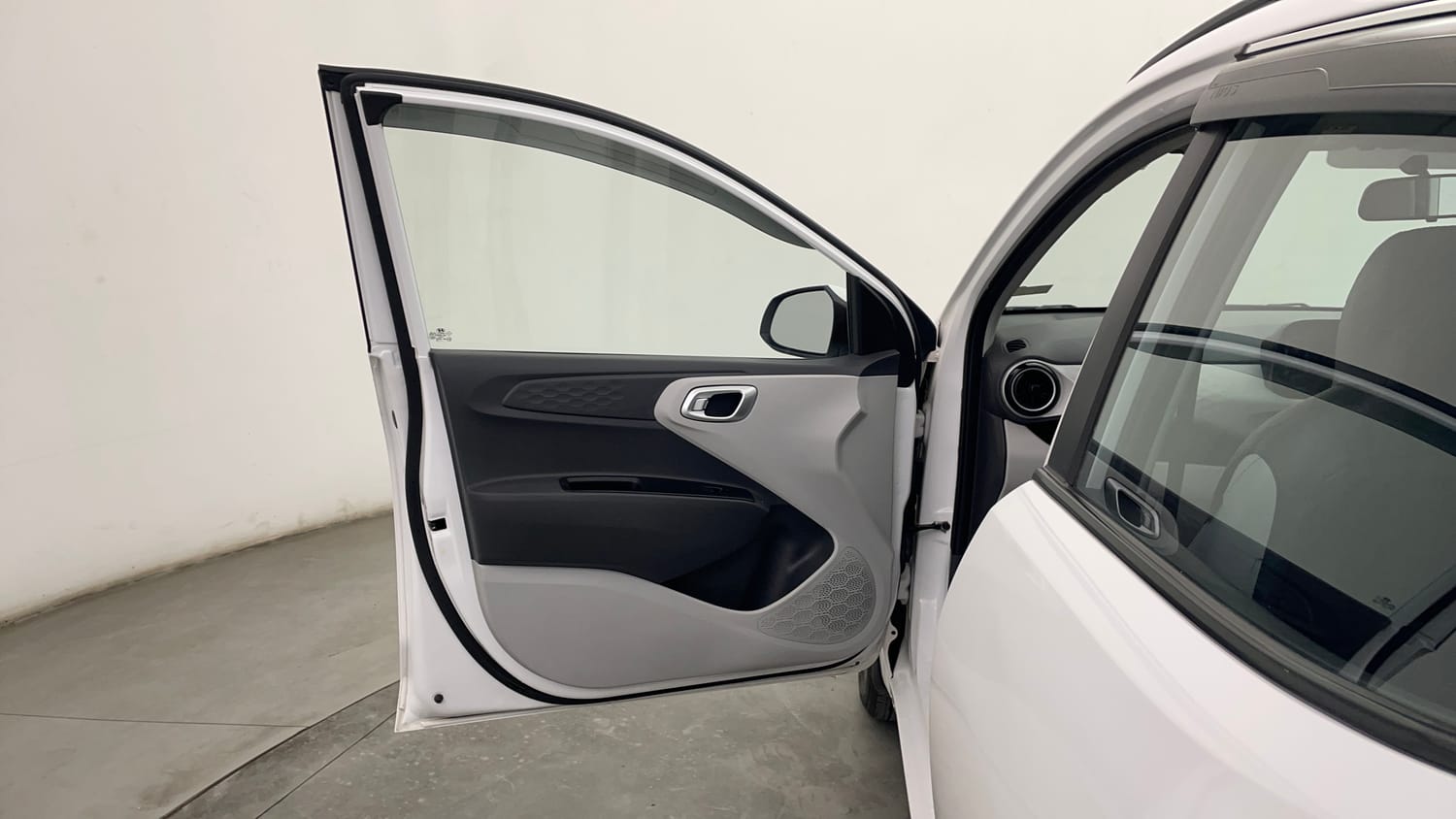 Used 2024 Hyundai Grand i10 Nios Asta 1.2 Kappa AMT Petrol Automatic interior LEFT FRONT DOOR OPEN VIEW
